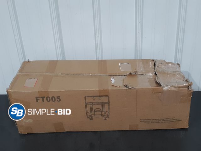 Lot 58-32655 - Kids Mini Trampoline with Enclosure