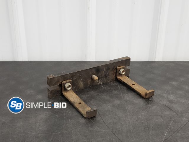 Lot 58-83534 - Metal Bracket