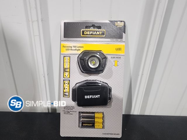 Lot 58-29089 - Defiant Focusing 150 Lumen LED headlight - appears unopened