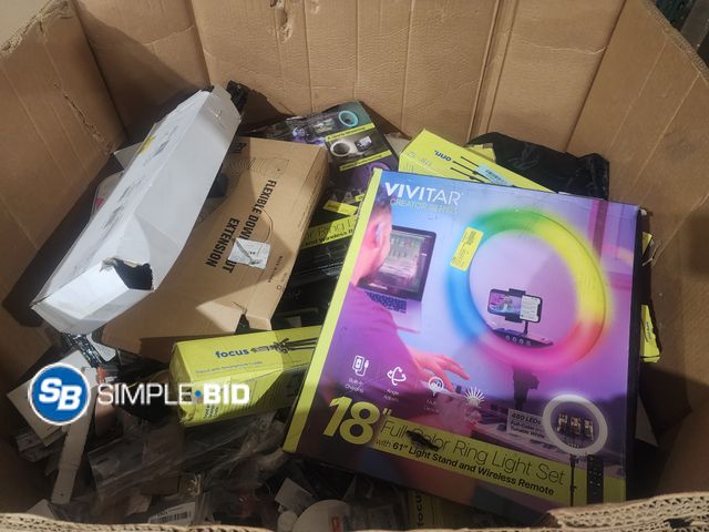 Lot 58-29526 - GAYLORD of Small amazon items - variety of items - uninspected