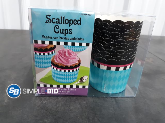 Lot 58-36632 - Scalloped Cups - 24 Pack - New