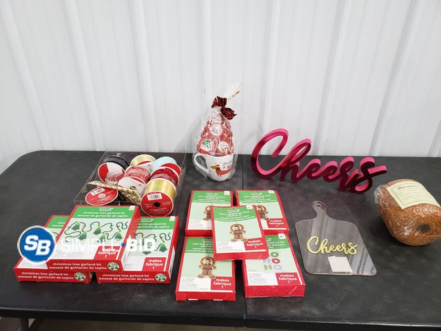 Lot 58-71289 - Lot of Various Christmas/Holiday Items/Decor and More