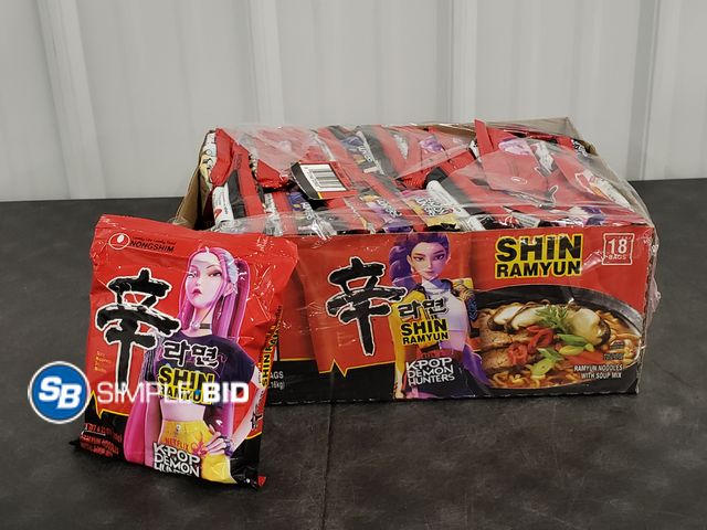 Lot 58-30392 - SHIN Ramyun K-POP demon hunters - 18 individually packaged - unopened