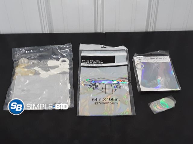 Lot 58-34196 - Iridescent Birthday Disco Party Pack - 113 pieces