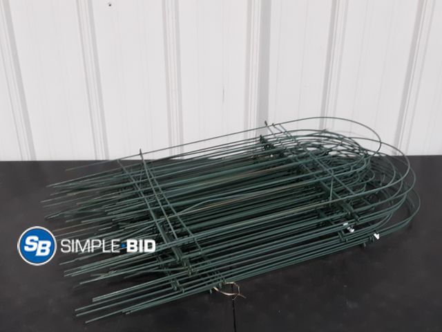 Lot 58-35177 - Green Fencing that is Connected - Unsure How Long - Possible Light Use