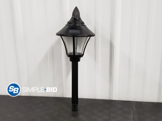 Lot 58-74225 - Solar Light