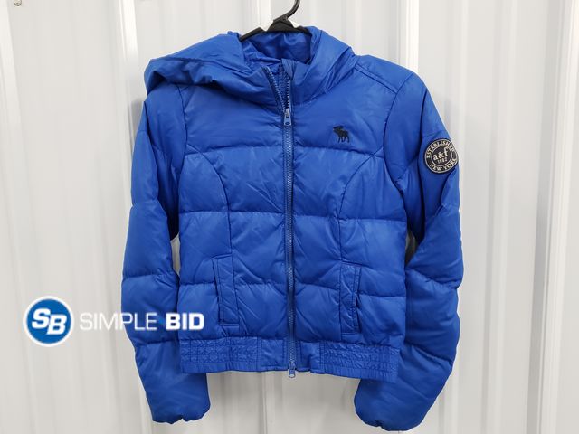 Lot 58-41228 - Kid's Abercrombie Winter Jacket - SIZE M - used but in good condition