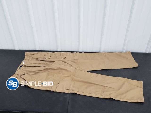 Lot 58-77345 - Men's 5.11 Tacitacal Series pants - SIZE 34X32 - lightly used but in good condition