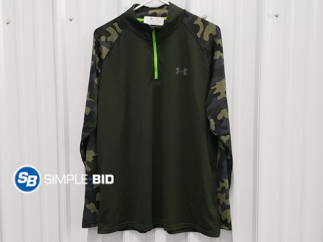 Lot 58-78108 - Men's Camo lightweight under Armour Shirt - SIZE L - in good condition