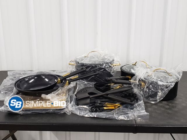 Lot 58-68399 - Thyme &amp; Table 12-Piece Ceramic Non-Stick Cookware Set Signature Collection, Non-Toxic Pots and P...