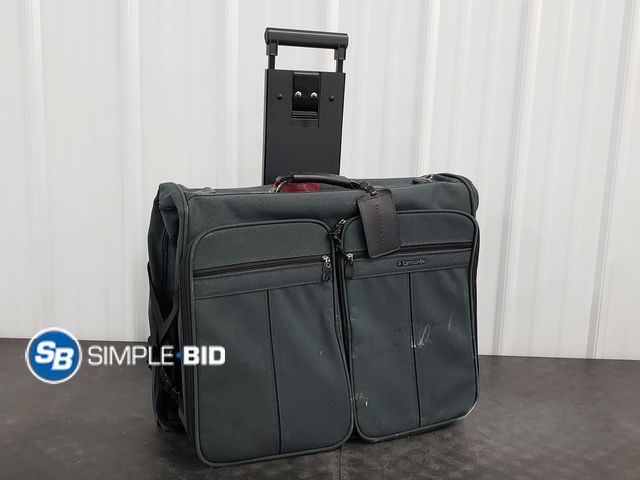 Lot 58-71859 - Samsonite Traveler Suit Case - used but in good condition
