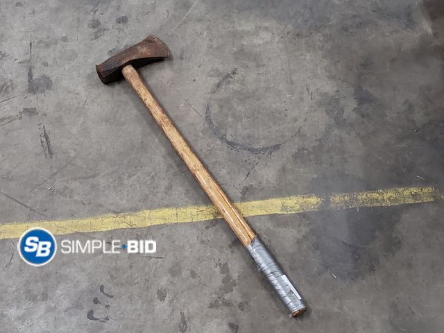 Lot 58-36645 - 4lb Maul