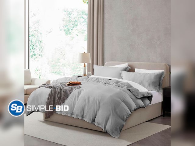 Lot 58-62909 - New Hearth &amp; Harbor Twin Duvet Cover Set - 2 Piece Soft Prewashed Bedding Set Twin/Twin XL - Inc...