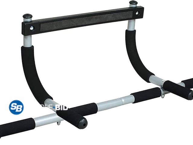 Lot 58-72238 - Pro Fit Iron Gym Total Upper Body Workout Bar - Light Use