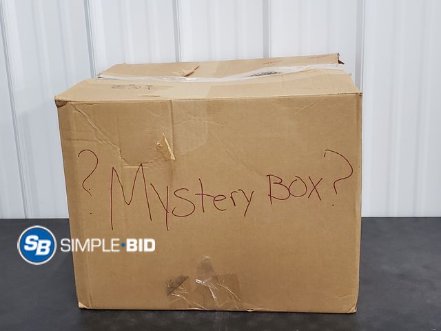 Lot 58-80682 - SMALL AMAZON MYSTERY BOX!..  ?????... IS THE INTERSTING ?...