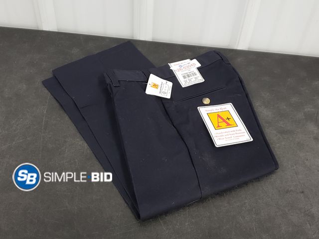 Lot 58-53040 - A+ Simply the Best! - With Adjustable Waistband - Size 25x20.5 - Boys - Navy