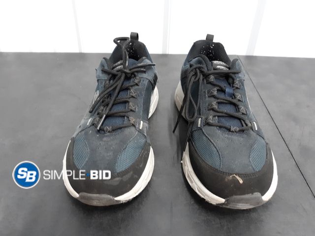 Lot 58-73752 - Men's Skechers Shoes - SIZE 10 - used but in good condition