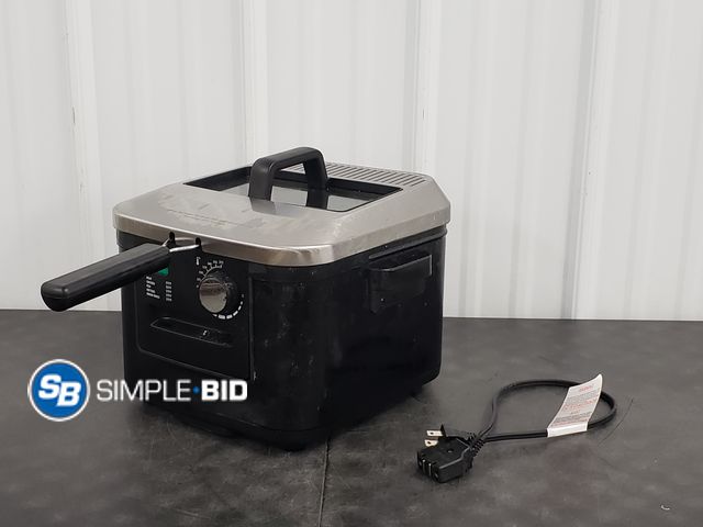 Lot 58-78230 - Deep Fryer