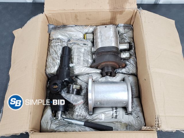 Lot 58-56081 - Hydraykuc Wood Log Splitter Pump Kit