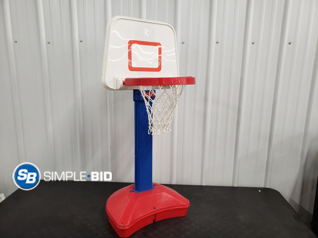 Lot 58-67069 - Kids Basketball Hoop - Goes from 42" up to 50" Tall - Used