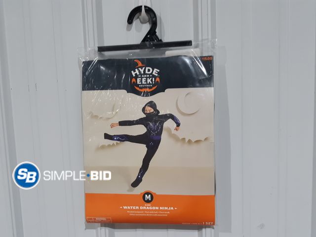 Lot 58-32678 - New HYDE and EEK Boutique Kid's Water Dragon NINJA - Size M