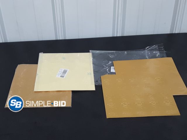 Lot 58-26351 - Lot of (3) New Packages of 500Pcs Fall Gold Embossed Envelope Seals Self-Adhesive HAPPY fall Yall!