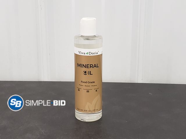 Lot 58-77993 - Viva Doria Mineral Oil Food Grade 8oz