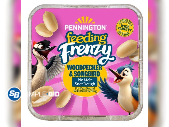 Lot 58-58983 - Lot of (2) New Pennington Feeding Frenzy No-Melt Suet Dough Woodpecker &amp; Songbird Suet Cakes for...