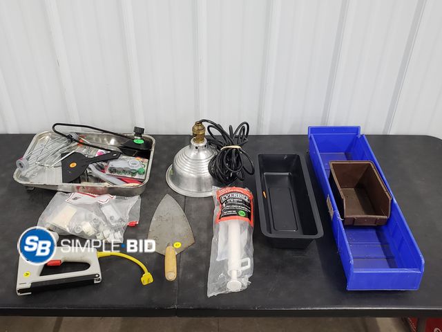 Lot 58-80972 - Lot of Painting Supplies and various tools with clip on lamp