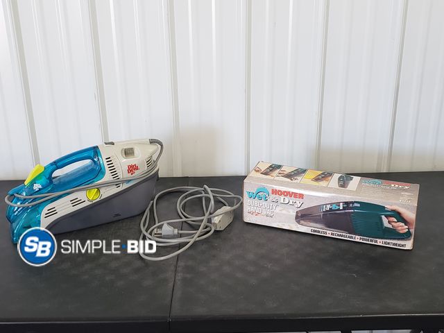 Lot 58-66509 - Hoover Wet and dry Duty Hand Vac and Dirt Devil Stain Cleaner - used but in good condition