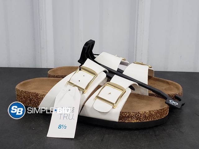 Lot 58-67987 - Women's Time &amp; True White Sandals - Comfort Footbed and Adjustable - Size 8 1/2 - Appears Unused