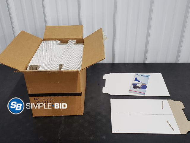 Lot 58-67915 - Case of Express Mail Envelopes - 7 1/2 x 11