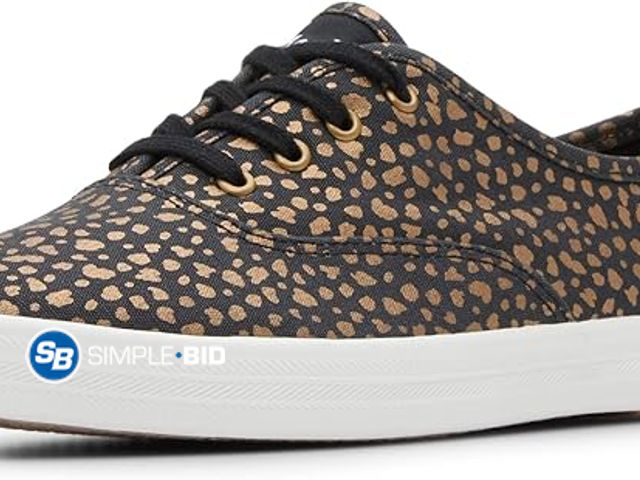 Lot 58-36413 - New Keds Women's Champion Canvas Lace Up Sneaker - SIZE 7.5