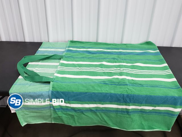 Lot 58-65690 - 2-in-1 Beach Towel &amp; Tote Bag, 100% Cotton, Striped, 40x72 - appears unused