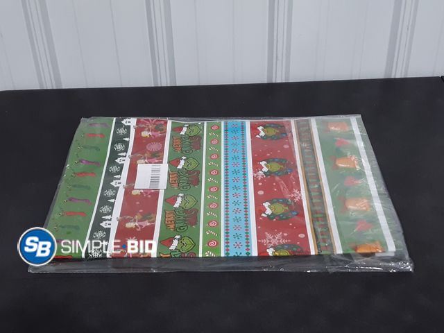 Lot 58-33275 - CHRISTMAS! New Merry GRINCH mas Christmas Wrapping paper