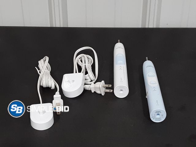Lot 58-28716 - Philips Sonicare Electric Toothbrushes - no heads - out of box - tested to work