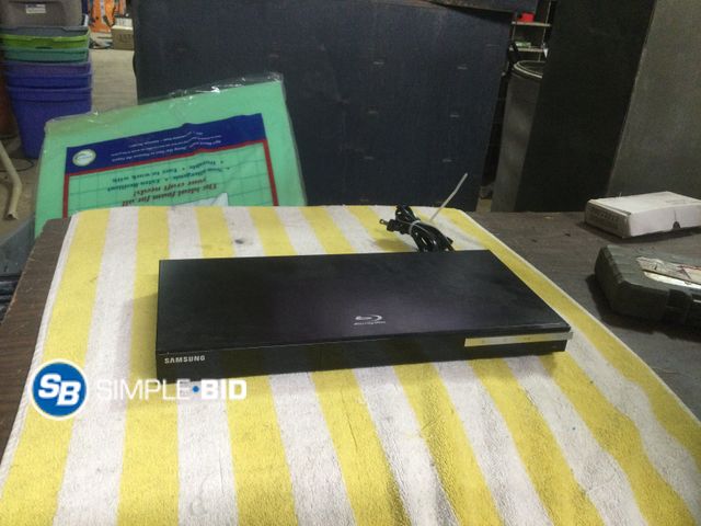 Lot 58-60641 - Samsung Blu Ray Player