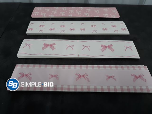 Lot 58-40054 - Pink Bow Bulletin Board Trim - 89.6Ft