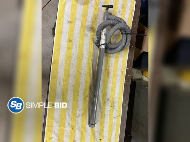 Lot 58-37955 - Barrel hand pump