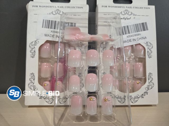 Lot 58-69114 - Lot of (3) New Press on Nails With Star Decal - 24 pieces each