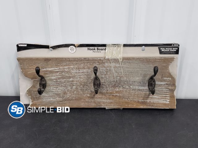 Lot 58-52415 - Dorman Rustic Wood Plank with 3 Hooks for Coats/ect.