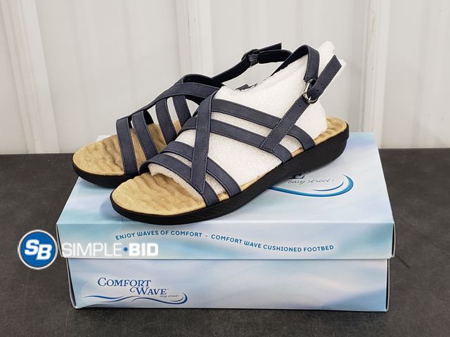 Lot 58-57832 - New Women's Comfort Wave Sandals - SIZE 9