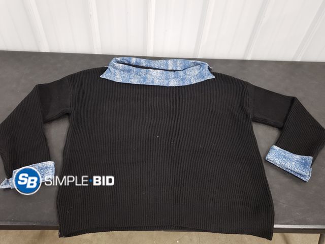 Lot 58-72265 - Women's Black Sweater with Denim Collar and Sleeves - Size XXL - Used but in Good Condition