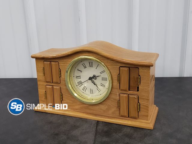 Lot 58-29984 - Desk Clock missing one Door Piece