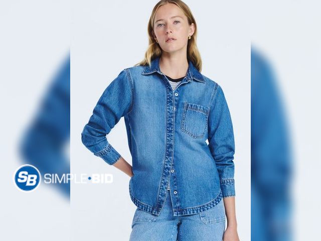 Lot 58-64233 - New Free Assembly Women's Button Up Denim Shirt with Long Sleeves, Size L