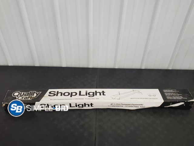 Lot 58-64017 - Quality Craft Shop Light 4ft