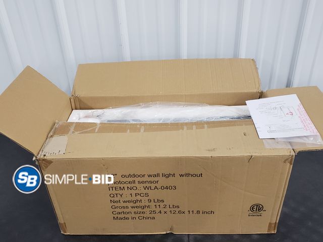 Lot 58-59582 - Decorative Lantern Wall Light