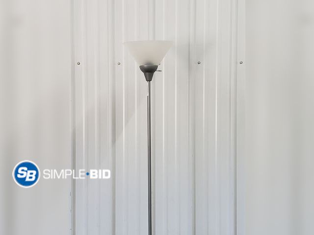 Lot 58-75964 - Floor Lamp - in good condition