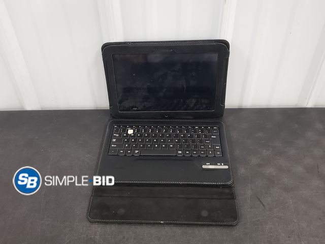 Lot 58-71995 - Samsung Nexus Tablet with Keyboard/Case - Unable to Test - No Power Adapter