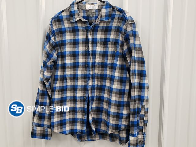 Lot 58-57288 - Eddie Bauer Button Down Flannel Shirt - Size XL - Light use